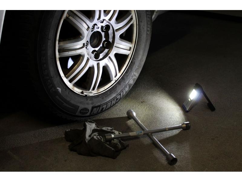 Nordride Handleuchte Flexi Light Deluxe 270 Lumen, IP20, mit Magnet