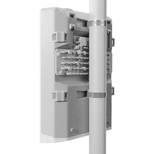 MikroTik PoE+ Switch netPower 16P, Outdoor 18 Port