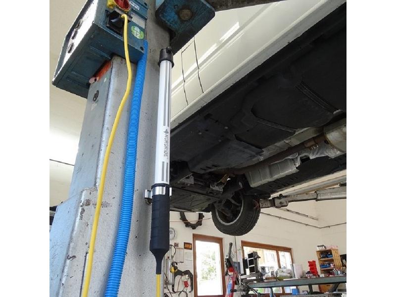 Nordride Handleuchte Expert, 1200 lm, IP65, mit Haken und Magnet