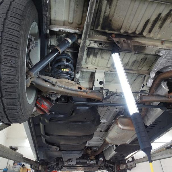 Nordride Handleuchte Expert, 1200 lm, IP65, mit Haken und Magnet