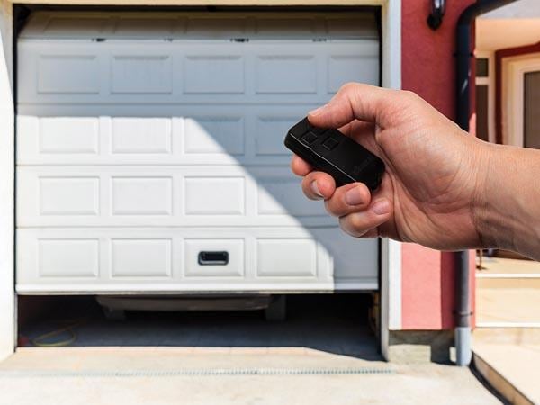 Velleman Tuya RF 2-Kanal Schaltaktor Set mit Fernbedienung