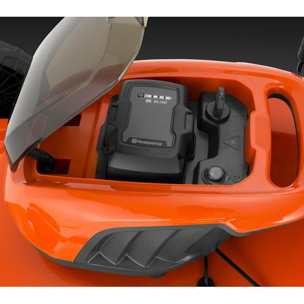 Husqvarna Akku-Rasenmäher LC 142iS Kit, 2 x 4.0 Ah