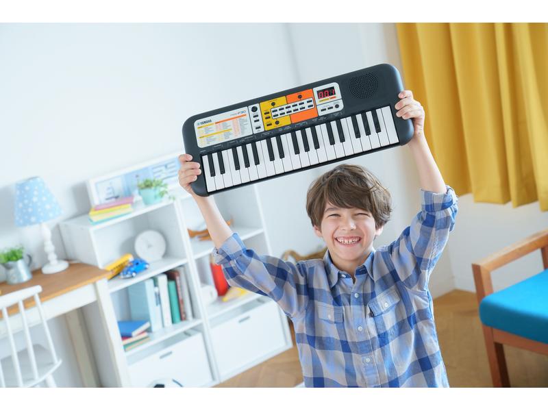 Yamaha Mini Keyboard PSS-F30