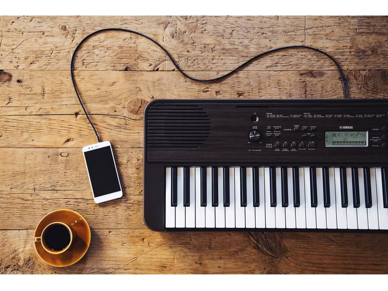 Yamaha Keyboard PSR-E360DW Dark Walnut