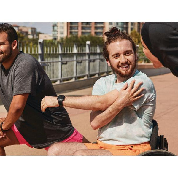 Fitbit GPS-Sportuhr Versa 4 Smartwatch Schwarz/Schwarz