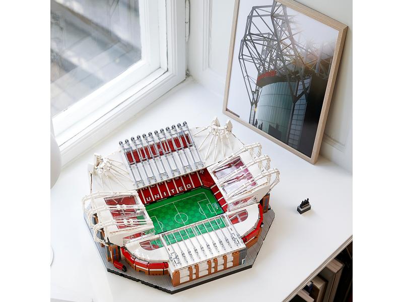 LEGO® Icons Old Trafford – Manchester United 10272