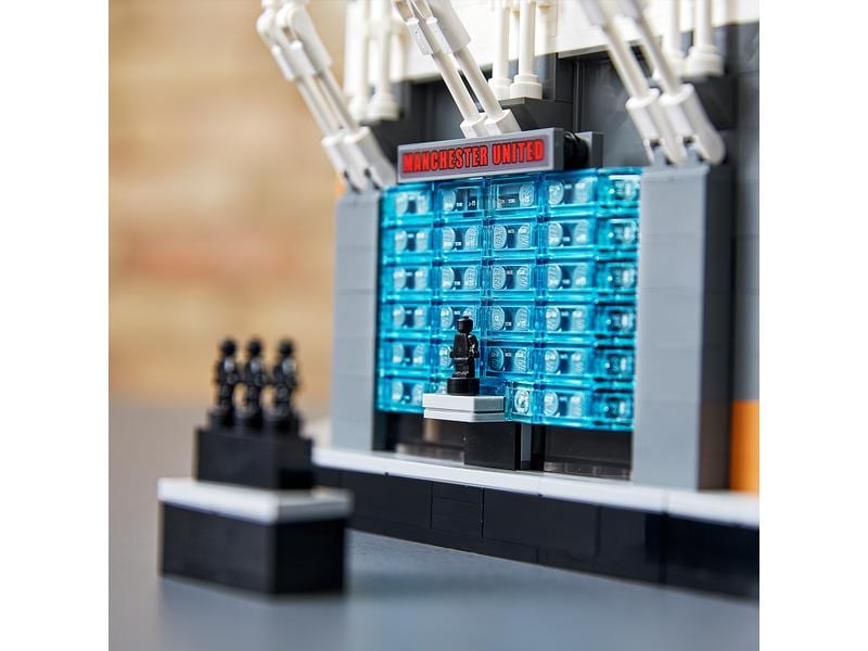 LEGO® Icons Old Trafford – Manchester United 10272