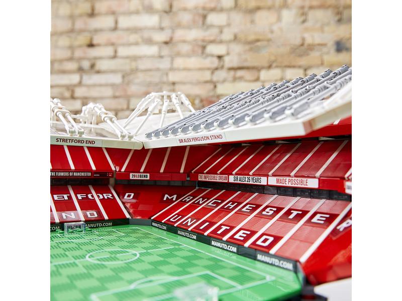 LEGO® Icons Old Trafford – Manchester United 10272