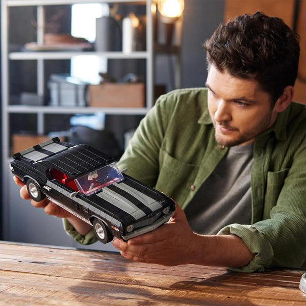 LEGO® Icons Chevrolet Camaro Z28 10304