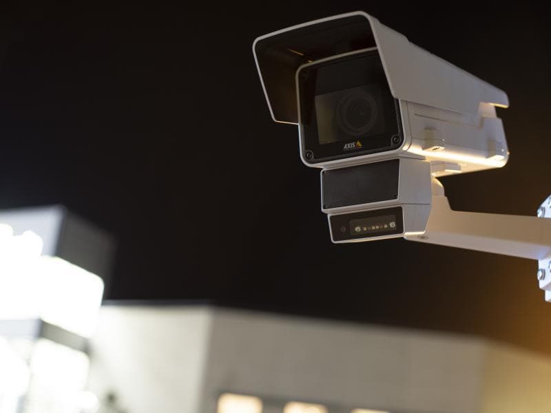 Axis Netzwerkkamera Q1656-DLE