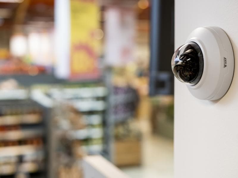 Axis Netzwerkkamera M4215-V