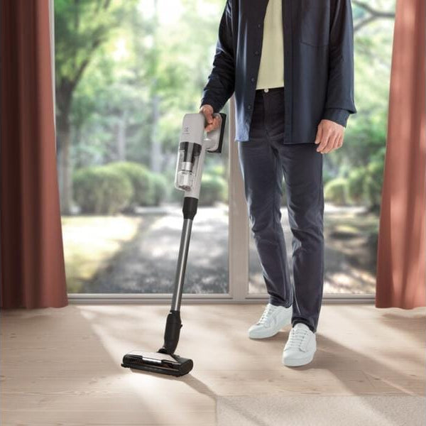 Electrolux Akku-Stielsauger EP71HB14SH Hellgrau