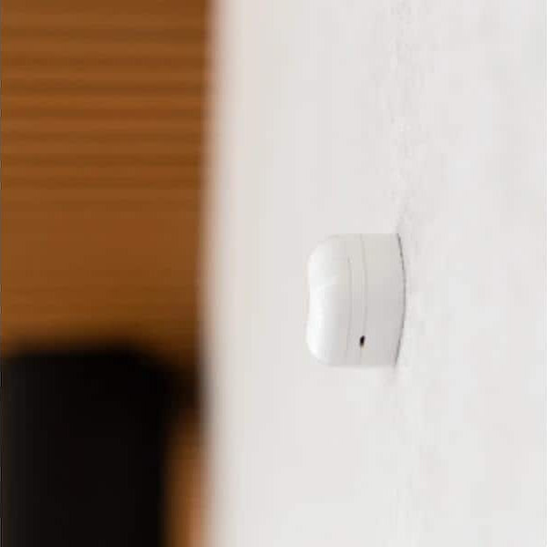 Shelly Funk-Bewegungsmelder BLU Motion Sensor