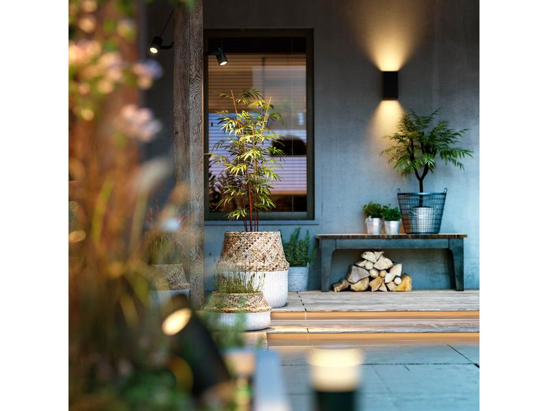 Philips Hue White &amp; Color Ambiance Outdoor Resonate Wandleuchte Schwarz