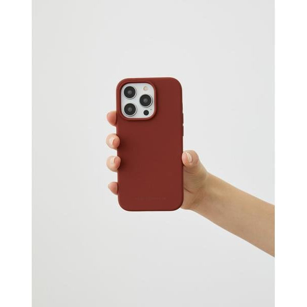 Ideal of Sweden Back Cover Silicone iPhone 15 Pro Max Dark Amber