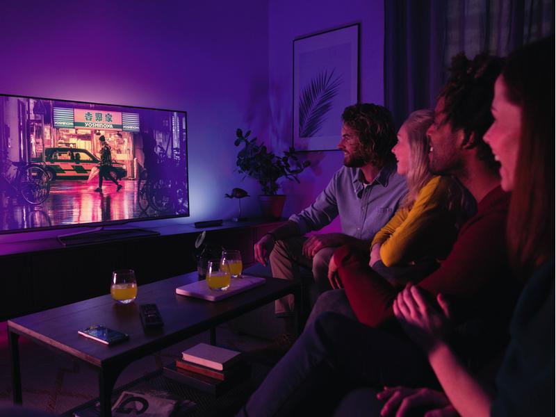 Philips Hue White &amp; Color Ambiance Play Lightbar Erweiterung Schwarz