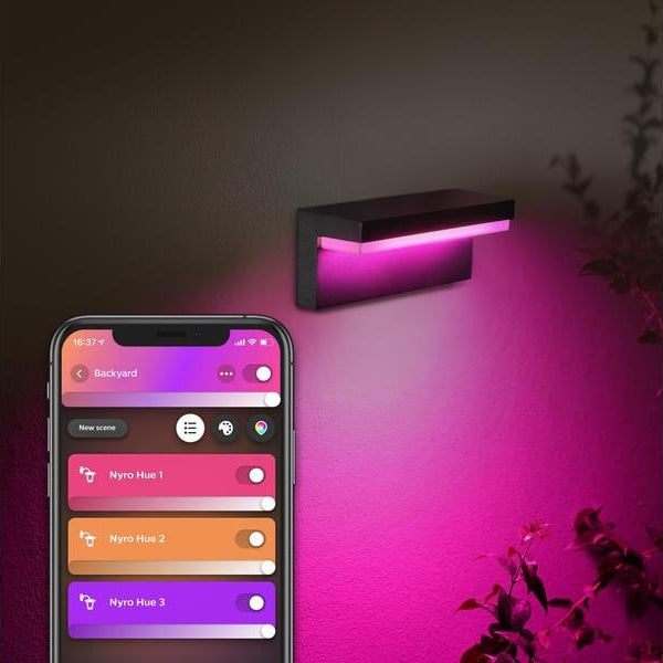 Philips Hue White & Color Ambiance Outdoor Nyro Wandleuchte Schwarz