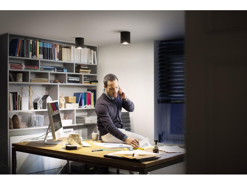 Philips Hue White Ambiance Pillar Spot inkl. Dimmschalter GU10, Schwarz