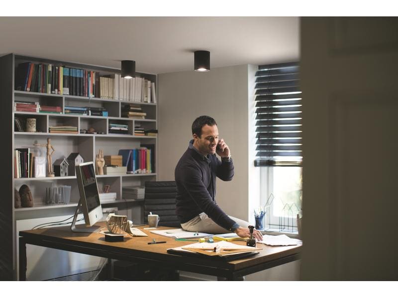 Philips Hue White Ambiance Pillar Spot inkl. Dimmschalter GU10, Schwarz