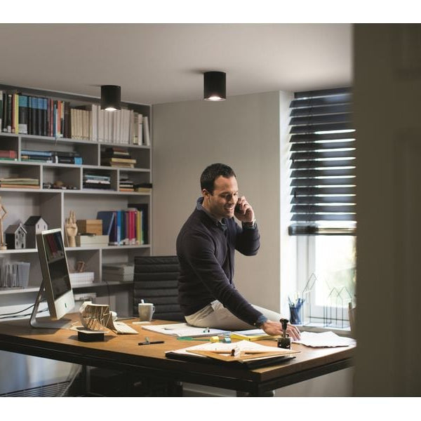 Philips Hue White Ambiance Pillar Einerspot erw. GU10, Schwarz