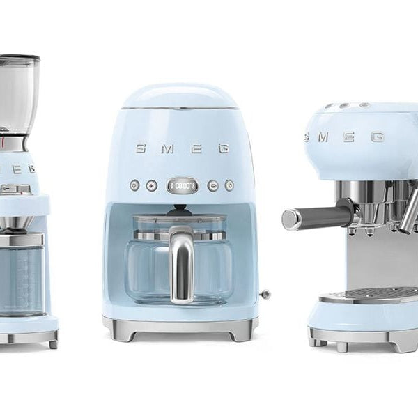 SMEG Kaffeemühle 50's Style CGF11PBEU Hellblau