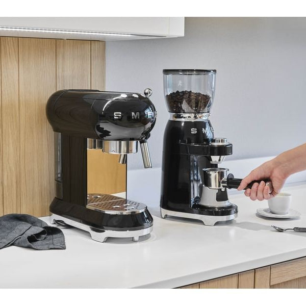 SMEG Kaffeemühle 50's Style CGF11BLEU Schwarz