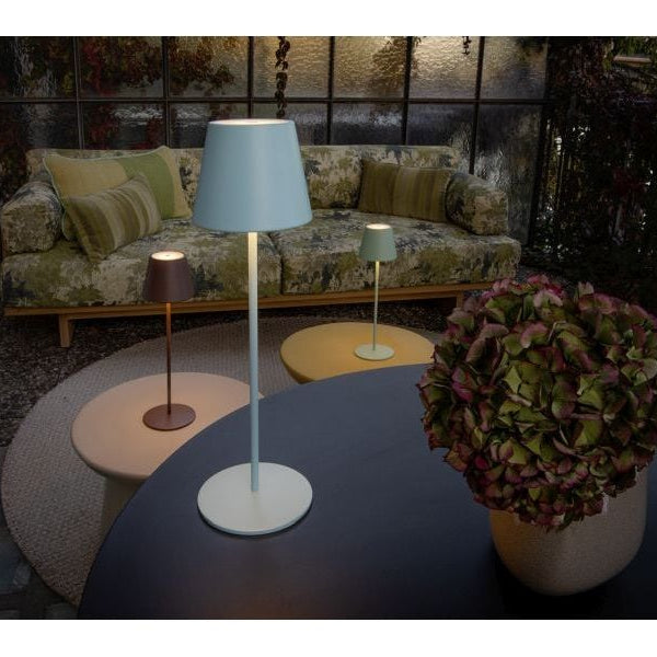 STT Tischleuchte Motion USB Luna, 23 LEDs, Ø 12 x 38 cm, Iceblue