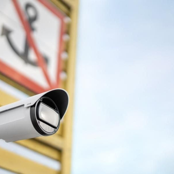 Axis Netzwerkkamera Q1806-LE