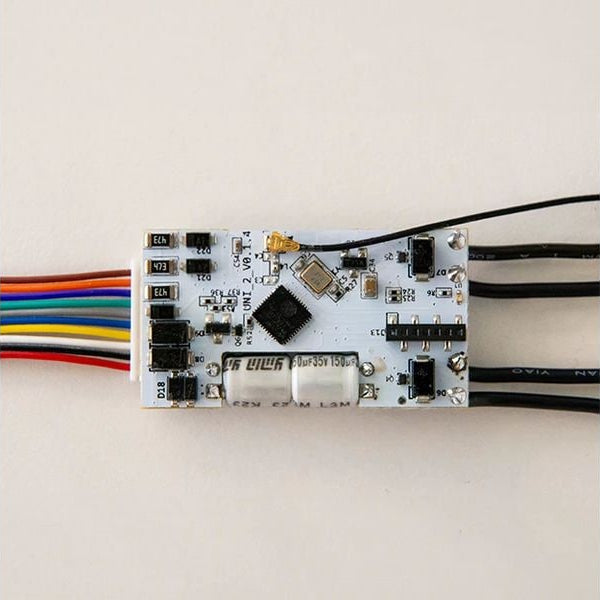 Shelly Universal Modul  Plus Uni, 1 x ADC, 1 x Data, 2 x DI, 2 x DO