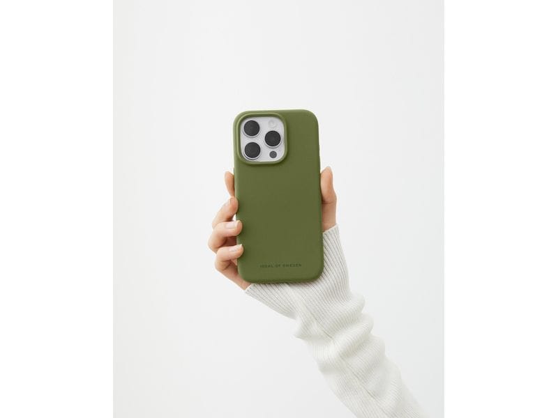 Ideal of Sweden Silicone iPhone 15 Pro Khaki
