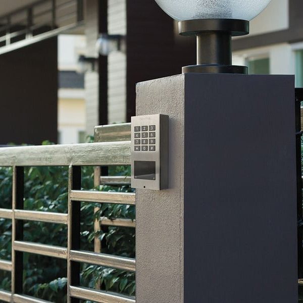 Doorbird Zutrittskontrollsystem A1121 Aufputz PoE-fähig, Edelstahl