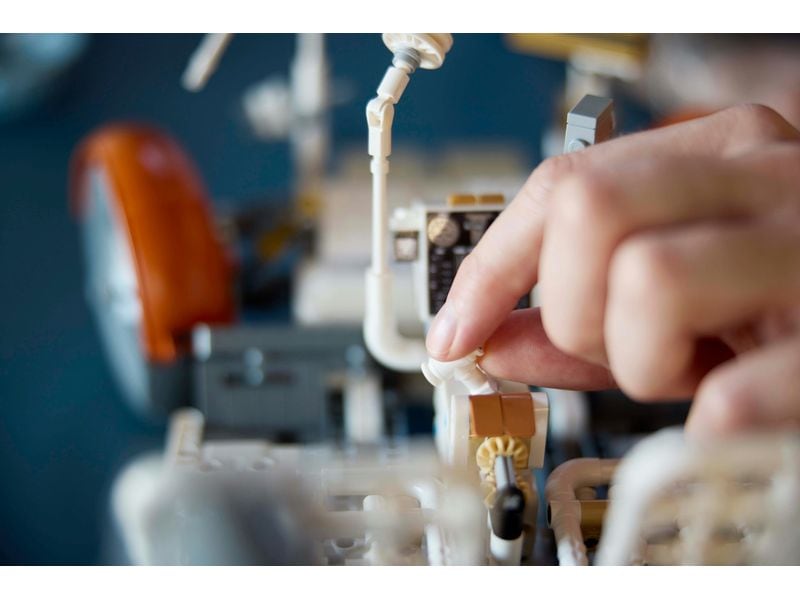 LEGO® Technic NASA Apollo Lunar Roving Vehicle (LRV) 42182