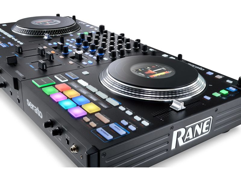 Rane DJ-Controller Performer