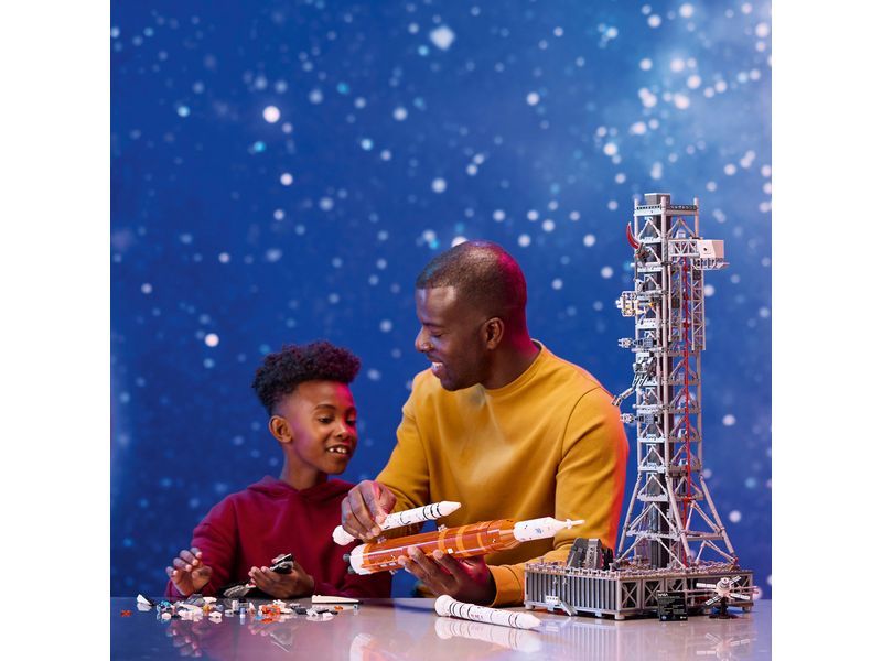 LEGO® Icons NASA Artemis Startrampe 10341