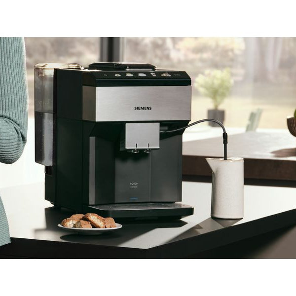 Siemens Kaffeevollautomat EQ500 Classic Connect Edelstahl, Schwarz
