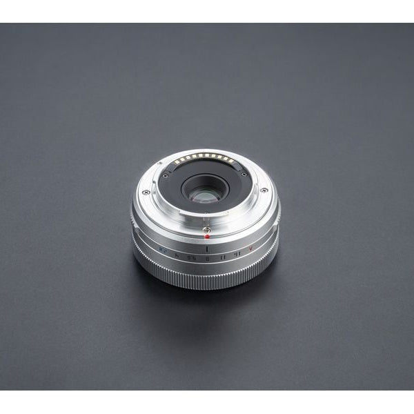 TTArtisan Festbrennweite AF 27mm F/2.8 Silber – Fujifilm X-Mount