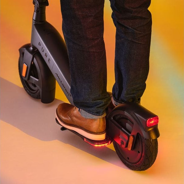 Pure Electric E-Scooter x Mac Laren Schwarz