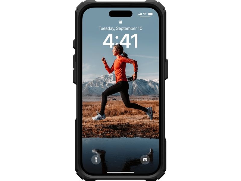 UAG Back Cover Plasma XTE iPhone 16 Black/Orange