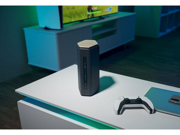 Netgear Tri-Band WiFi Router RS600 Nighthawk WiFi 7