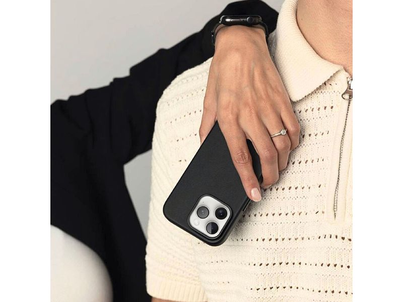 Vonmählen Back Cover Like Leather iPhone 16 Schwarz