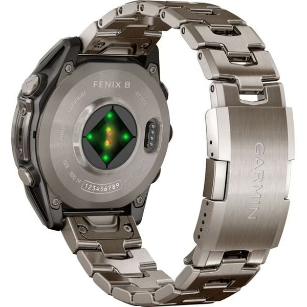 GARMIN Sportuhr Fenix 8 AMOLED Sapphire, 47 mm Titan