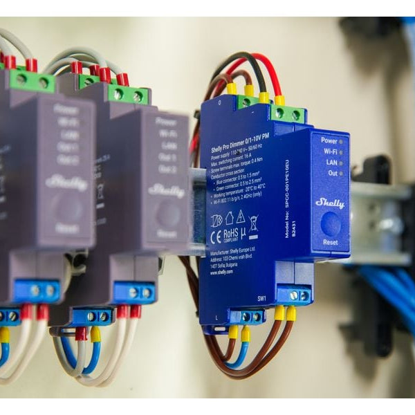 Shelly Pro Dimmer 0 1-10 V PM