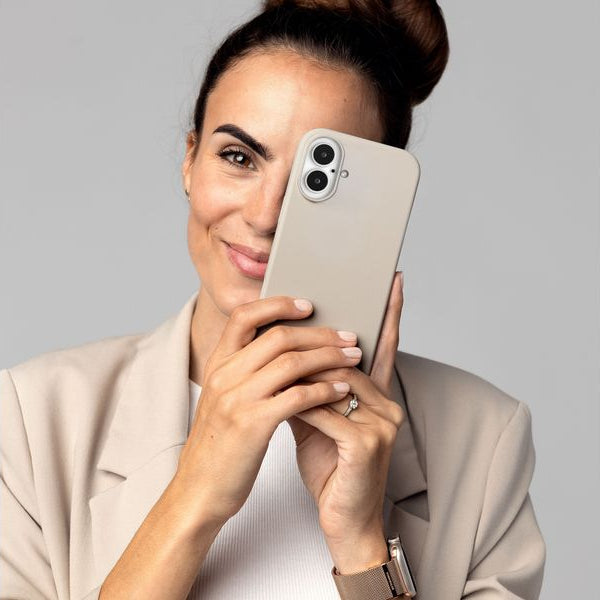 Vonmählen Back Cover Soft Silicone iPhone 16 Plus Cream