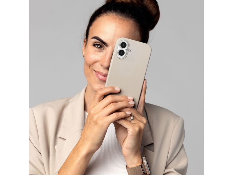 Vonmählen Back Cover Soft Silicone iPhone 16 Plus Cream