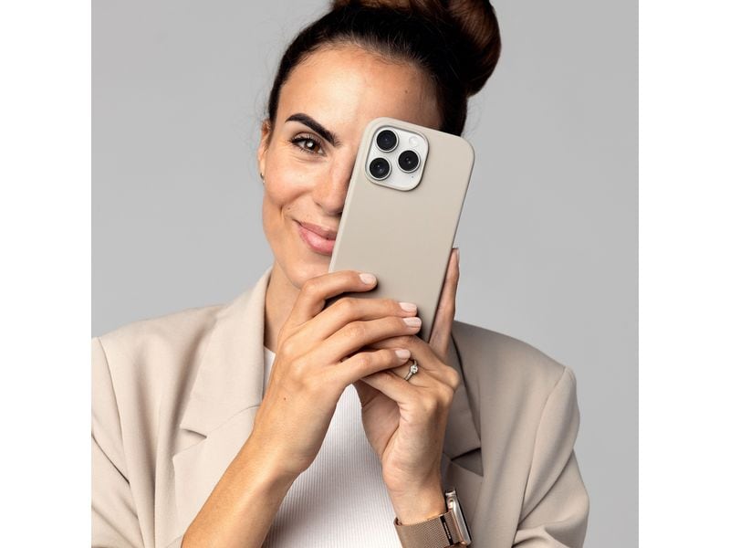 Vonmählen Back Cover Soft Silicone iPhone 16 Pro Max Cream