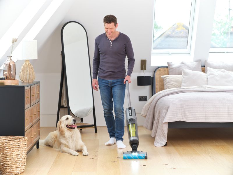 RYOBI Akku-Hartbodenreiniger RHFC18BL-0 ohne Akku und Ladegerät