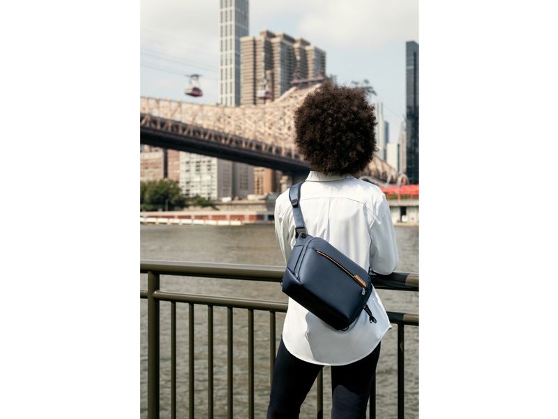 Peak Design Kameratasche Everyday Sling 6L v3 Dunkelblau