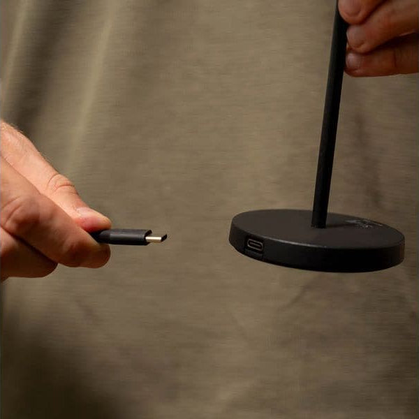 Silwy Tischleuchte Magnet-Leuchte Monaco Schwarz inkl. Platzset