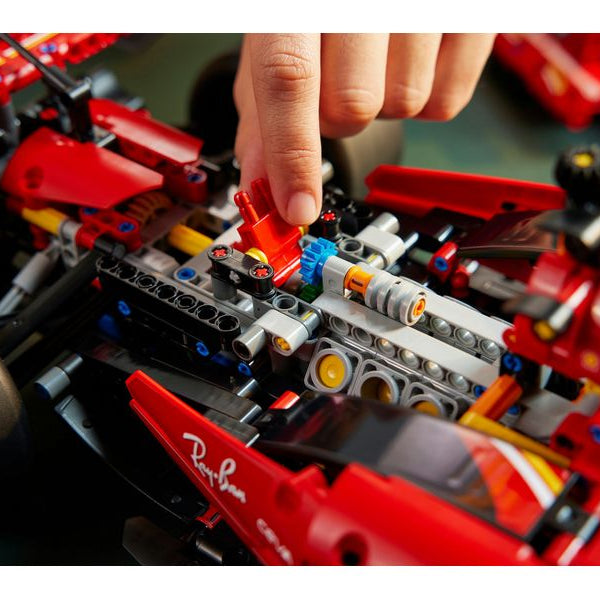 LEGO® Technic Ferrari SF-24 F1 Rennauto 42207