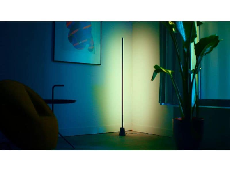 WiZ Gradient Stehleuchte RGBIC 1.4 m